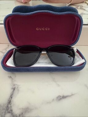 Gucci Black Oversized Gradient Lens Women's Sunglasses